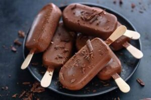 Learn how to make the creamiest and most irresistible brigadeiro popsicle